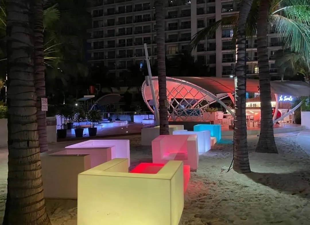 Sm Bicutan Condotel Μανίλα